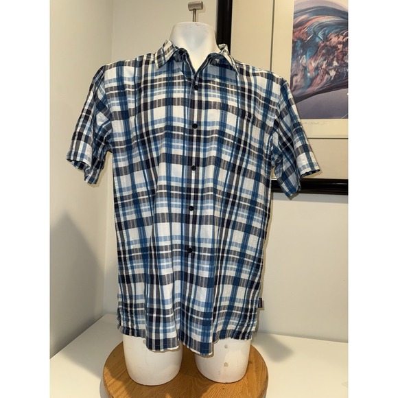 Patagonia Other - Patagonia Men's Large Plaid Short Sleeve Button Front Shirt Blue Organic Cotton